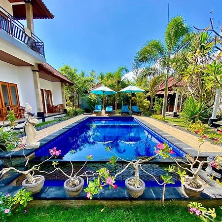 Radya Homestay Nusa Lembongan  Exterior photo