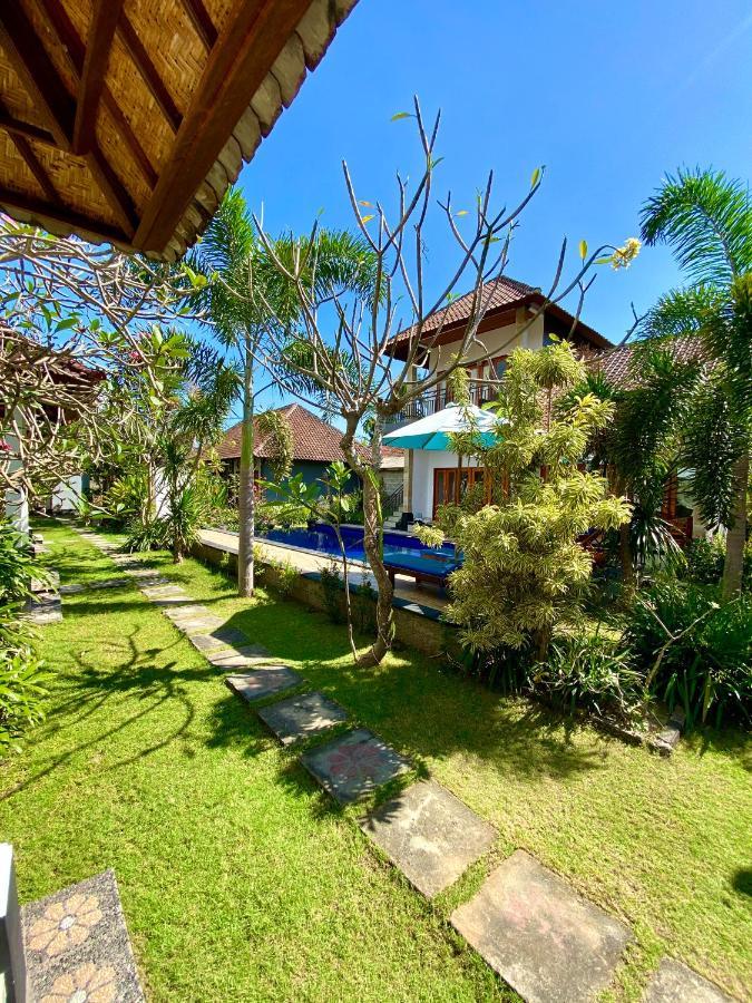 Radya Homestay Nusa Lembongan  Exterior photo