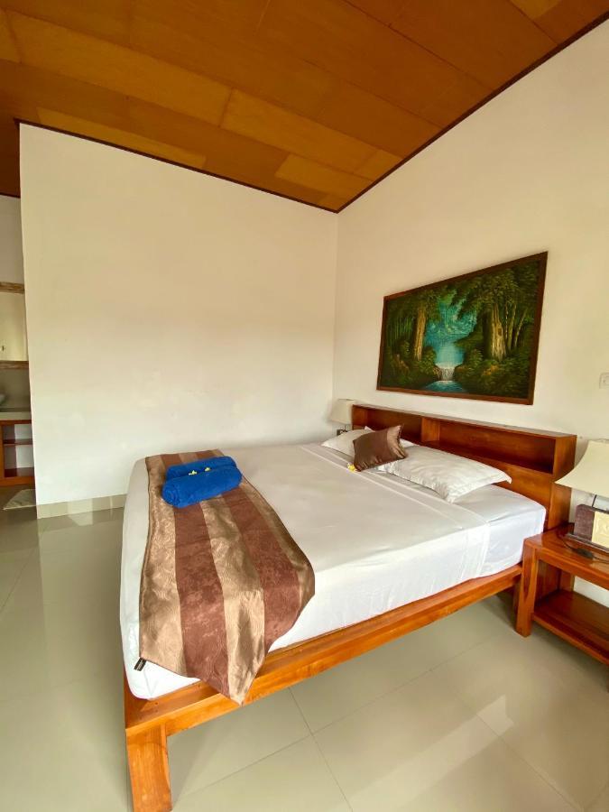 Radya Homestay Nusa Lembongan  Exterior photo