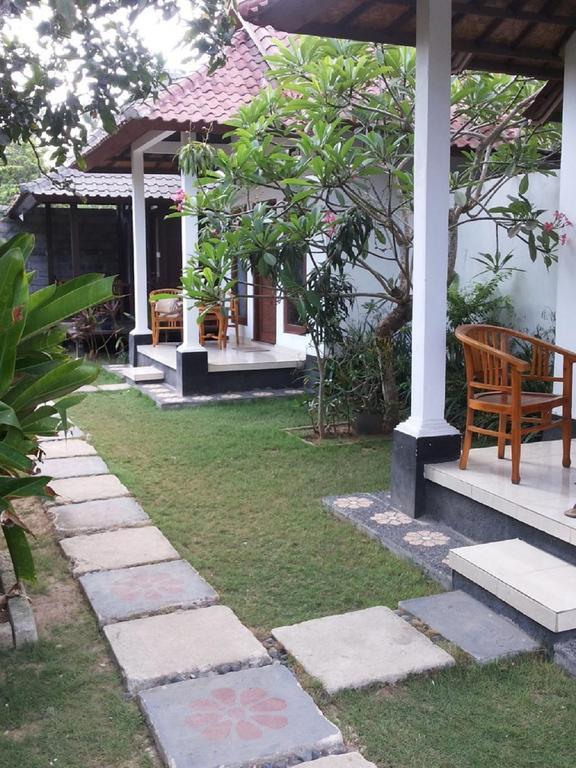 Radya Homestay Nusa Lembongan  Exterior photo