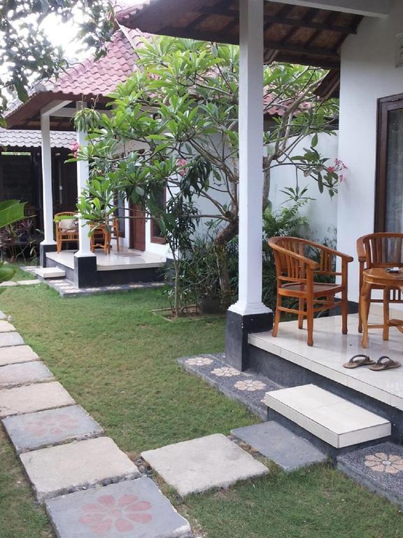 Radya Homestay Nusa Lembongan  Exterior photo