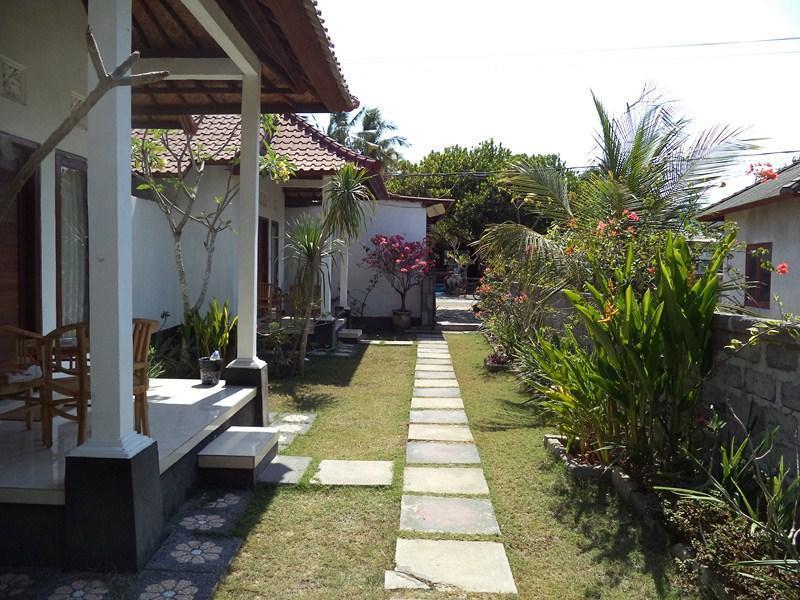 Radya Homestay Nusa Lembongan  Exterior photo