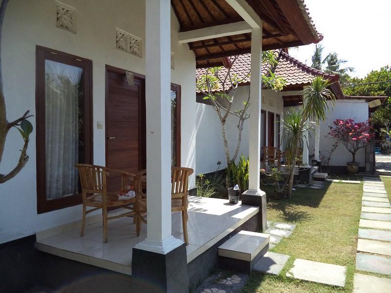 Radya Homestay Nusa Lembongan  Exterior photo