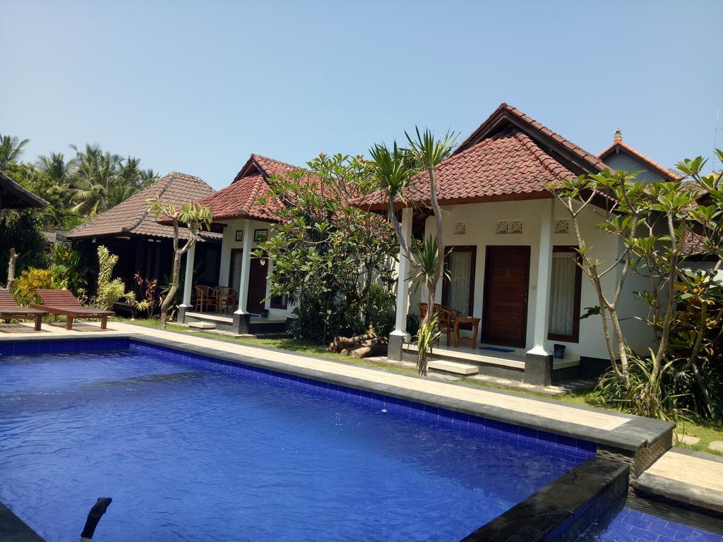 Radya Homestay Nusa Lembongan  Exterior photo