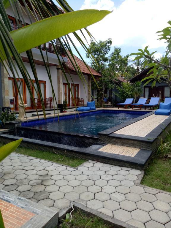 Radya Homestay Nusa Lembongan  Exterior photo