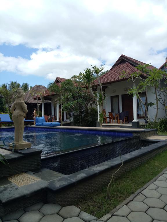 Radya Homestay Nusa Lembongan  Exterior photo